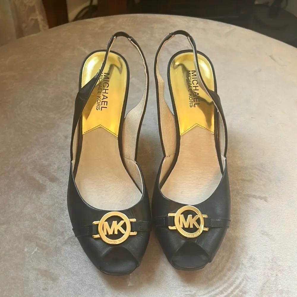 #officesiren 💃 MK Michael Kors Sz 8 SOFT Leather Wedge Heels EUC!
